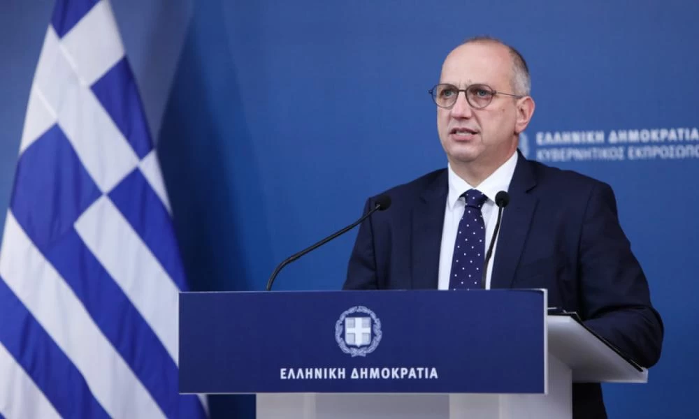 Οικονόμου: Στήριξη νοικοκυριών κι επιχειρήσεων ο βασικός πυλώνας στην ενεργειακή κρίση - Τι είπε για απόκριες και Τουρκία